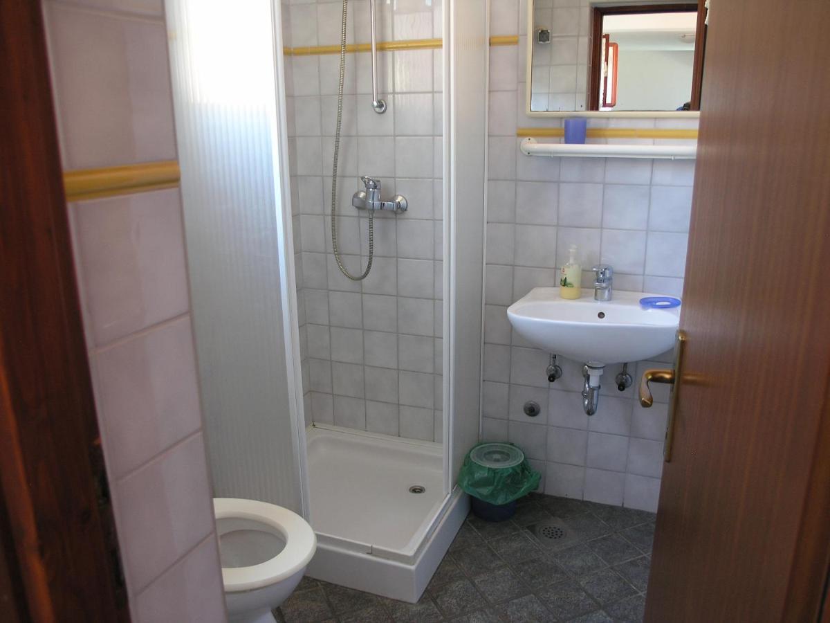 Vala Apartmani Bibinje Exterior foto