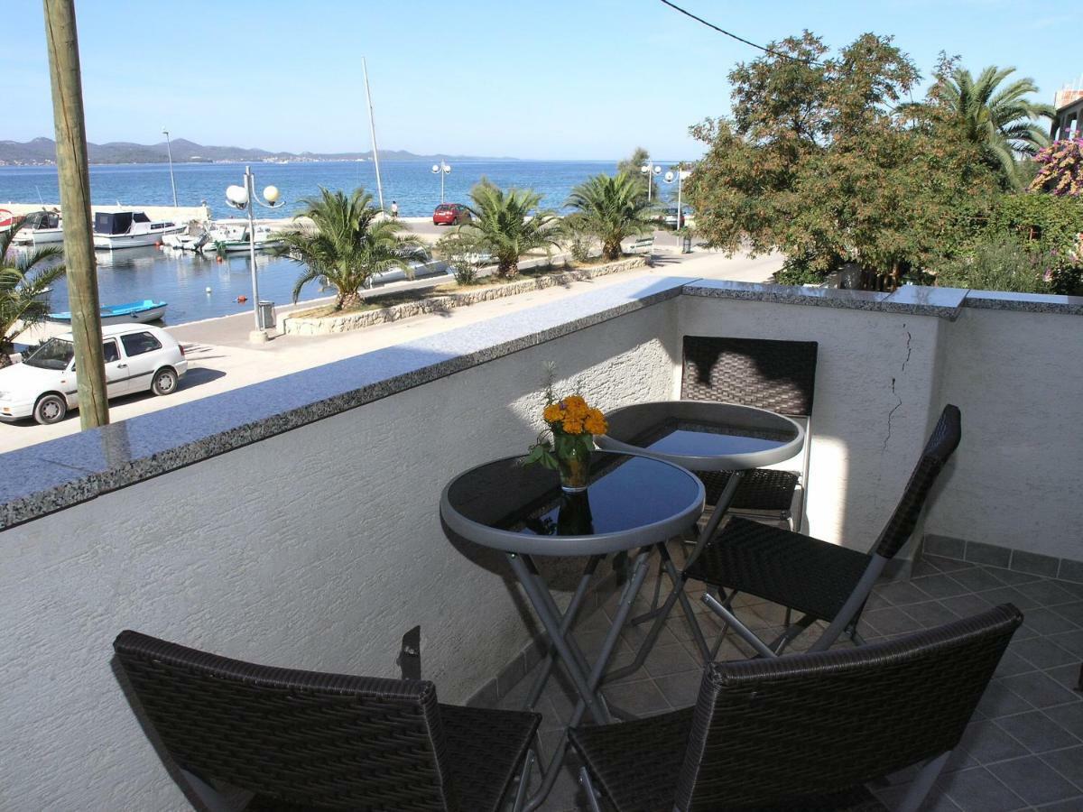 Vala Apartmani Bibinje Exterior foto